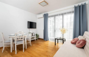 Vista Apartment Metro Plocka